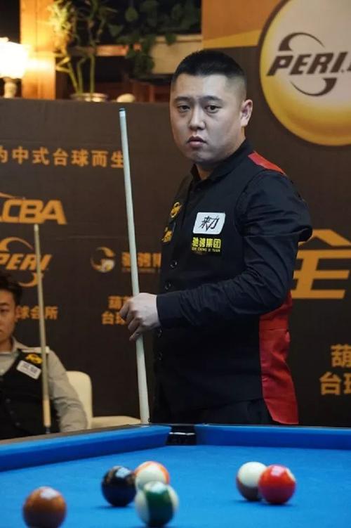 以明显优势